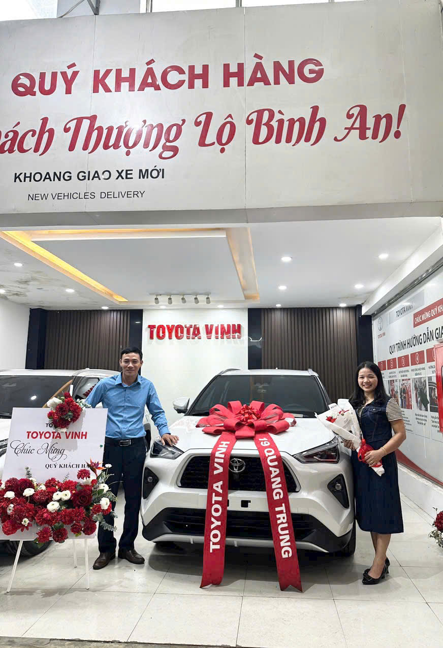 Hoạt động tư vấn và bàn giao xe Toyota tại Nghệ An 4