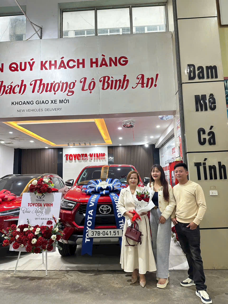 Hoạt động tư vấn và bàn giao xe Toyota tại Nghệ An 2